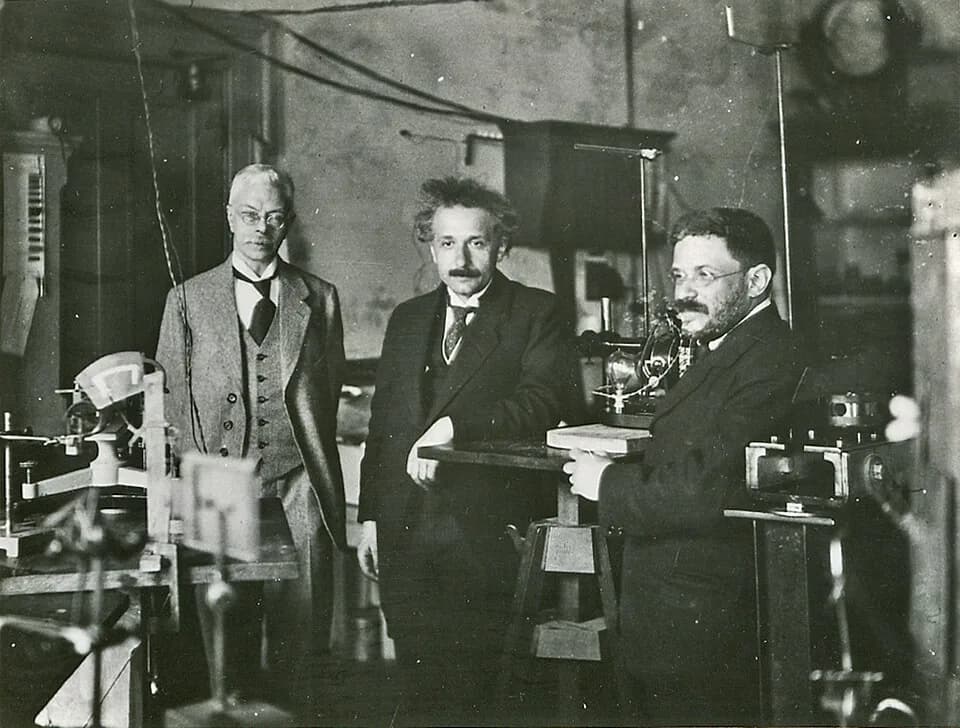 Pieter Zeeman - Einstein visiting Amsterdam's experimental physicist Pieter Zeeman (left), with his friend Paul Ehrenfest. (around 1920)