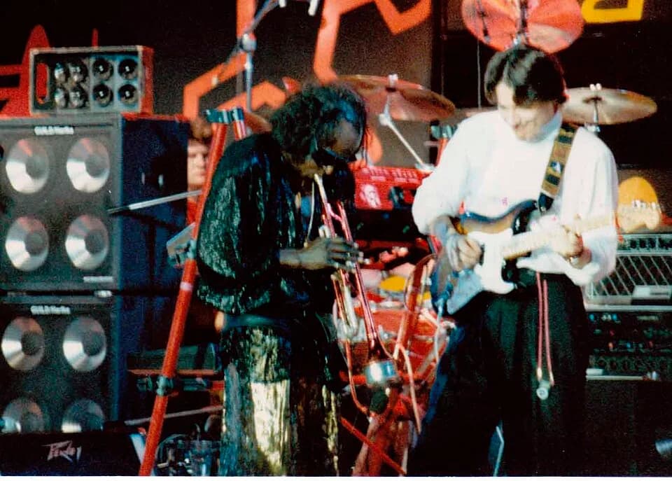 Miles Davis - Miles Davis et Robben Ford in 1986 at Montreux Jazz Festival.