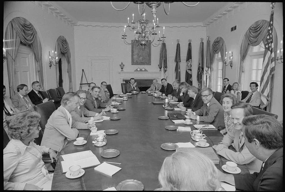 Zbigniew Brzezinski - Cabinet meeting - NARA - 175496.jpg