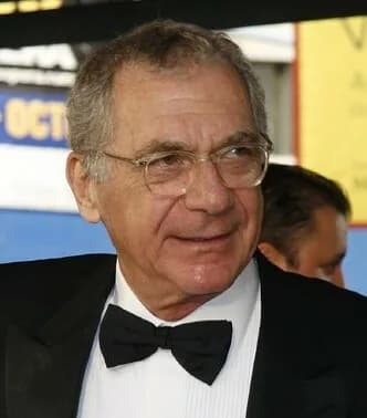 Sydney Pollack - The American film director, producer, and actor Sydney Pollack (1934 – 2008) at The Metropolitan Opera Opening Night, Lincoln Center.