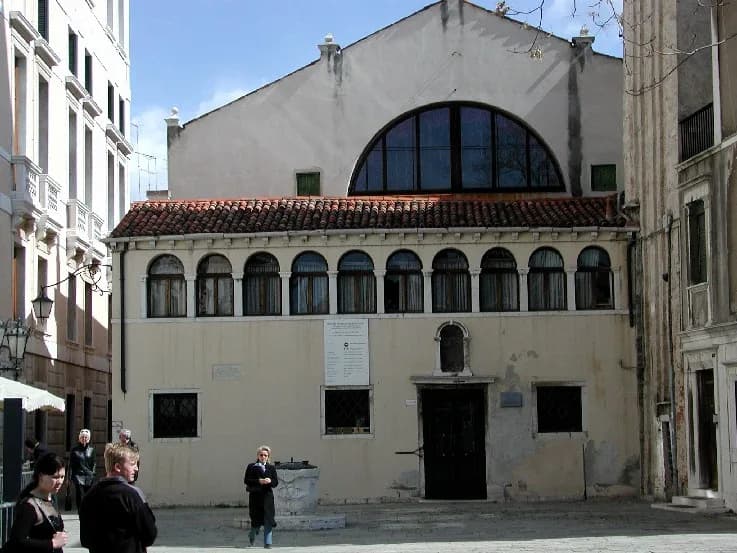 Giacomo Casanova - Chiesa di S.Samuele. La foto è stata scattata il 24 marzo 2002 a Venezia (Italia)
