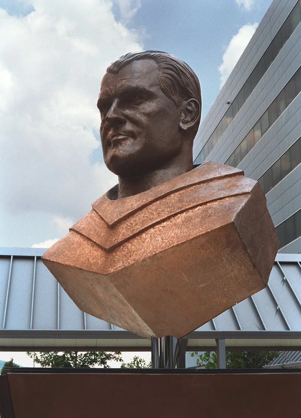 Wernher von Braun - In a ceremony honoring Dr. Wernher von Braun, who served as Marshall Space Flight Center Director from 1960 to 1970, Marshall officials renamed the 4200 Building Complex as the Wer