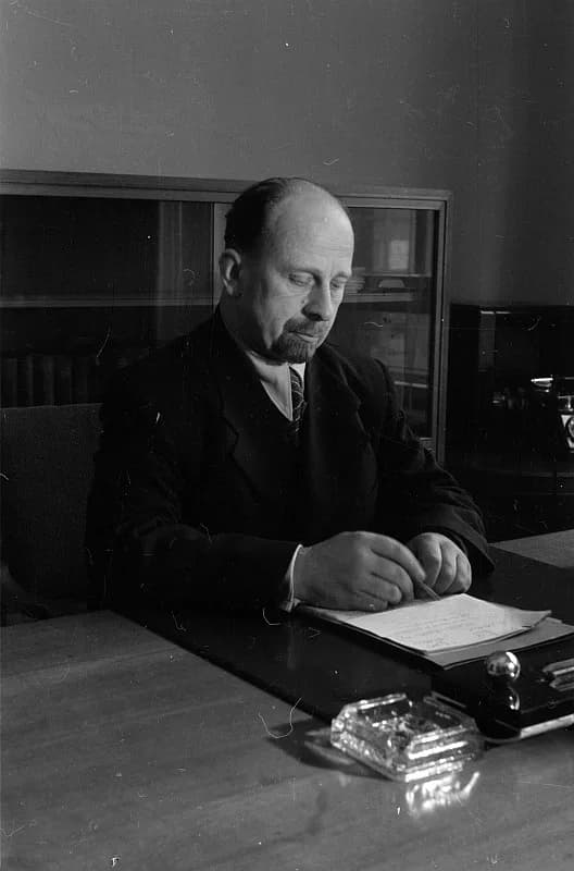 Walter Ulbricht - Fotothek df pk 0000079 082.jpg