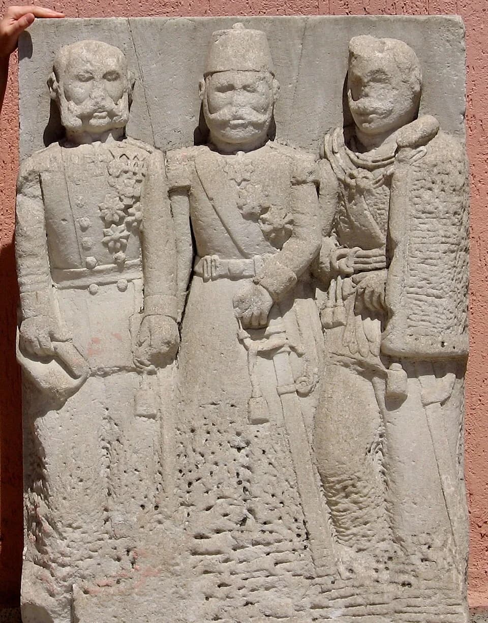 Mehmed V - Unfinished sculpture of Kaiser Wilhelm II, Mehmed V and Franz Joseph, leaders of the Central Powers