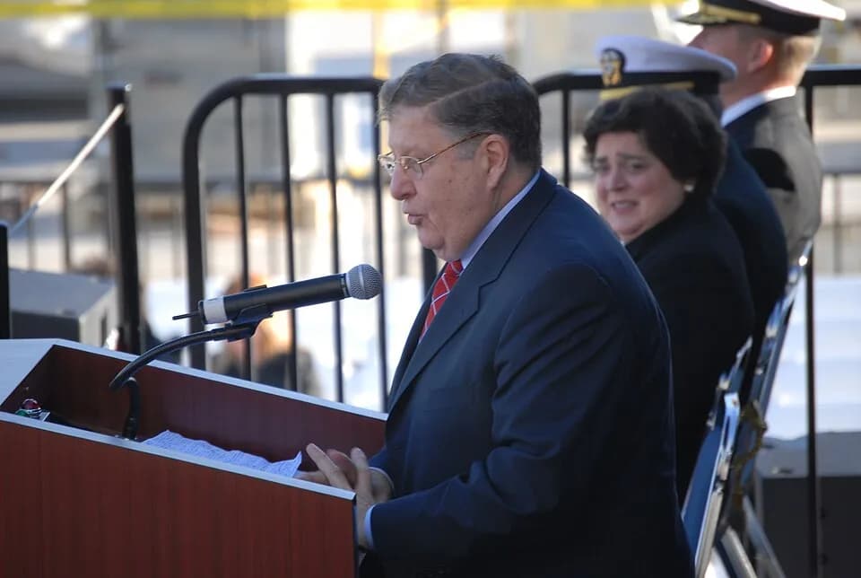 Alan Shepard - San Diego (Dec. 06, 2006) - Former New Hampshire governor and White House Chief of Staff John H. Sununu delivers a speech during the christening ceremony for the newest Lewis and Clark 