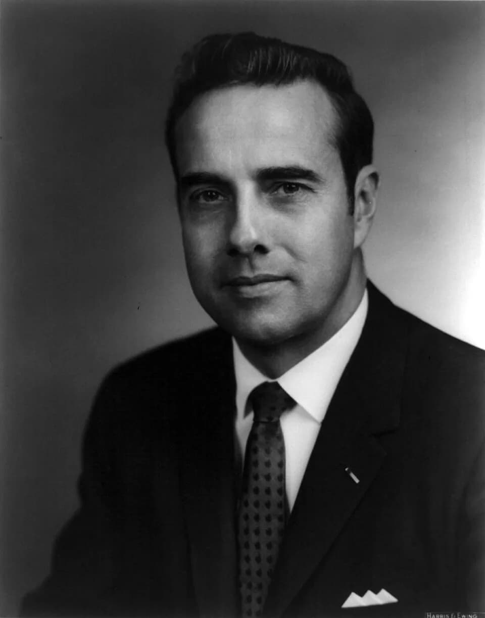 Bob Dole - Bob Dole, American attorney and politician