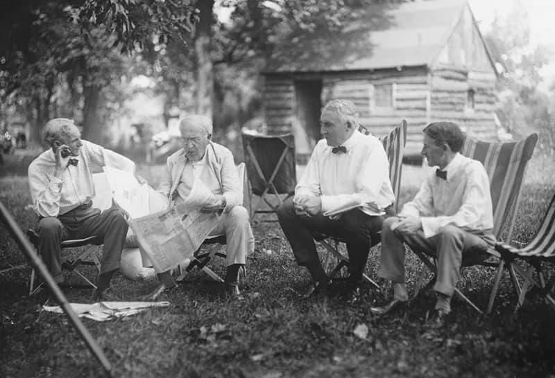 Henry Ford - Left to right, inventors and magnates Henry Ford and Thomas Edison, President of the United States Warren G. Harding, and businessman Harvey S. Firestone, 1921.