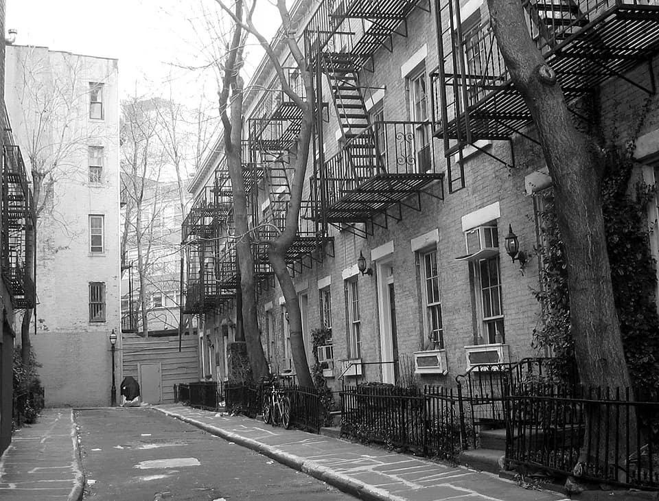 E. E. Cummings - Photograph of Patchin Place (in Greenwich Village)