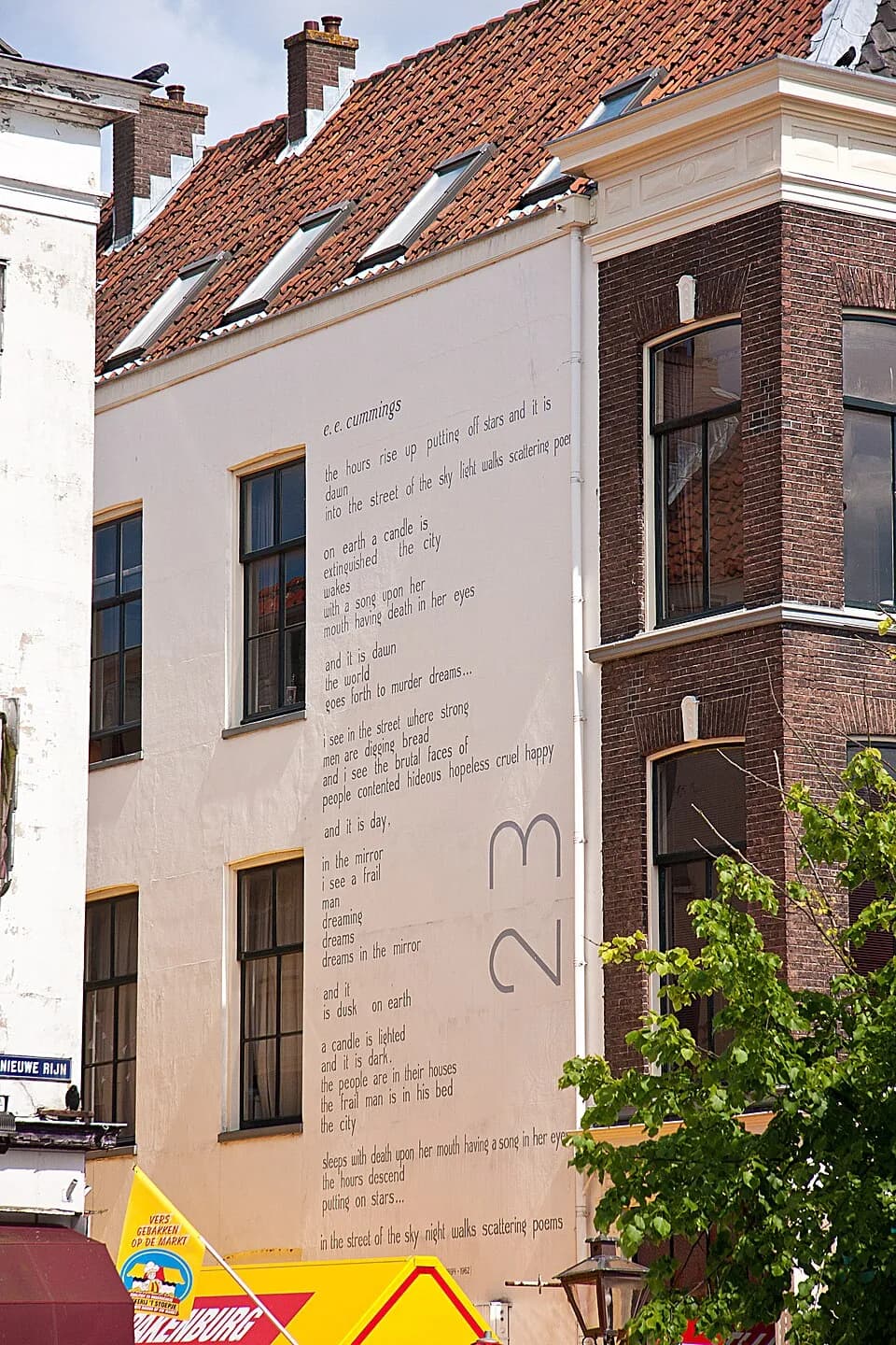 E. E. Cummings - A wall poem in Leiden, the Netherlands, in English, by e. e. cummings