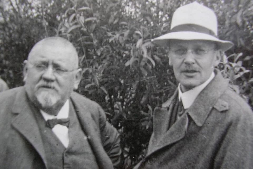 Hans Geiger - Physicists Karl Scheel and Hans Geiger, 1928