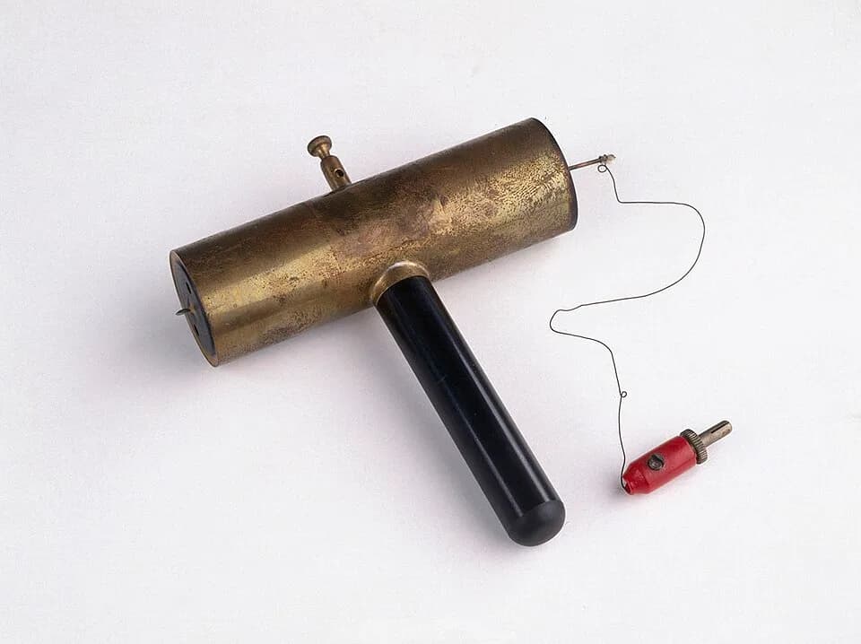 Hans Geiger - Hans Geiger (1882-1945) worked closely with Ernest Rutherford (1871-1935) to develop radiation measuring devices, particularly in 1908 when the Townsend avalanche effect was used in a la
