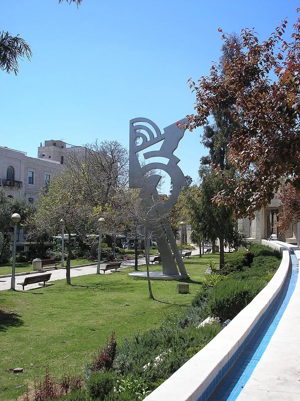 Roy Lichtenstein - פסל