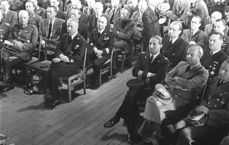 Fritz Sauckel - For documentary purposes the German Federal Archive often retained the original image captions, which may be erroneous, biased, obsolete or politically extreme. Überführung italienisch