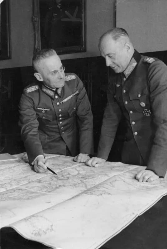 Franz Halder - For documentary purposes the German Federal Archive often retained the original image captions, which may be erroneous, biased, obsolete or politically extreme. Franz Halder und Walther