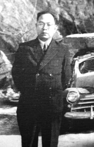Park Hon-young - Pak Hon yong