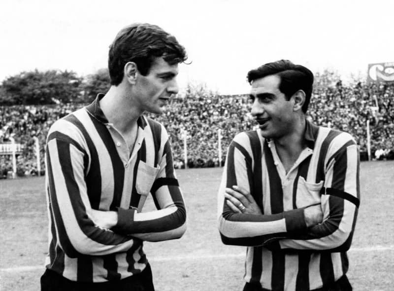 César Luis Menotti - César Menotti junto a Miguel Antonio Juárez.