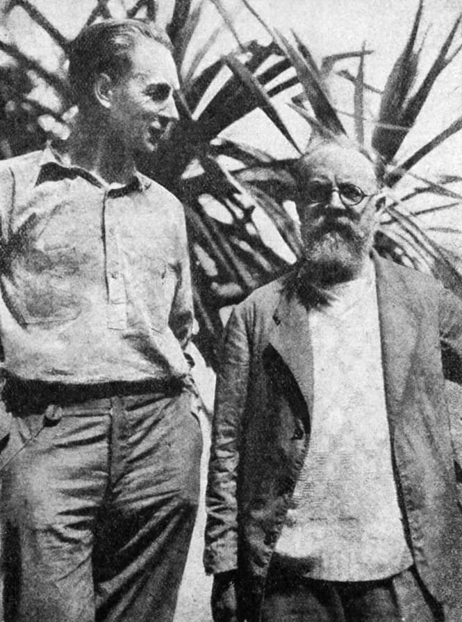 F. W. Murnau - Henri Matisse and Friedrich Wilhelm Murnau at Tahiti, 1930.