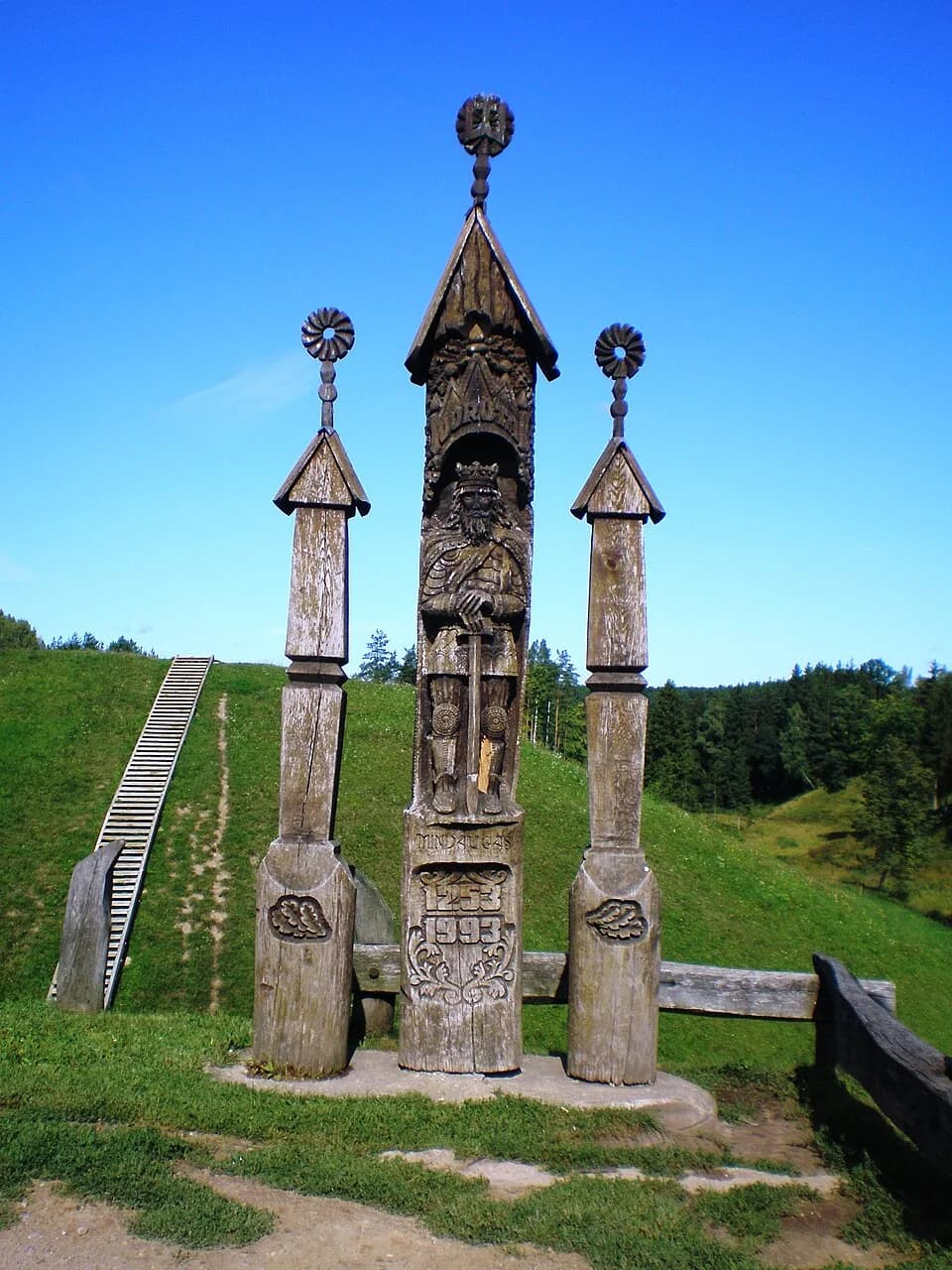 Mindaugas - Šeimyniškėlių piliakalnis, Anykščių raj., Lietuva