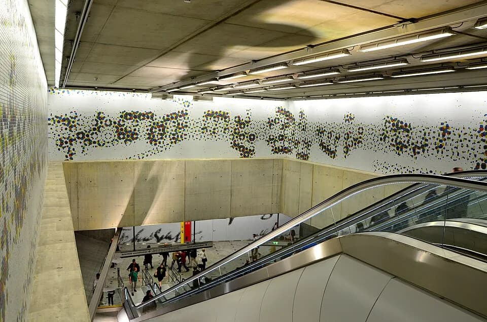 Zoltán Kodály - Line 4 (Budapest Metro), Kálvin tér station, the decoration on the wall is a score of Kodály.