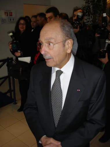 Konstantinos Stephanopoulos - This picture was taken by me, during a short visit of former Greek president Mr Kostantinos Stefanopoulos at the EDM (a spinoff of the Hasselt University).