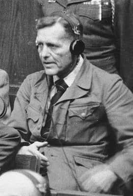 Lutz Graf Schwerin von Krosigk - Lutz Graf Schwerin von Krosigk.
