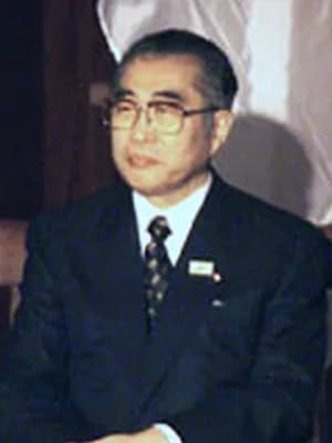 Keizō Obuchi - On the first day of the 1999 G8 Summit in Cologne, Germany, the President meets with Prime Minister Keizo Obuchi of Japan.