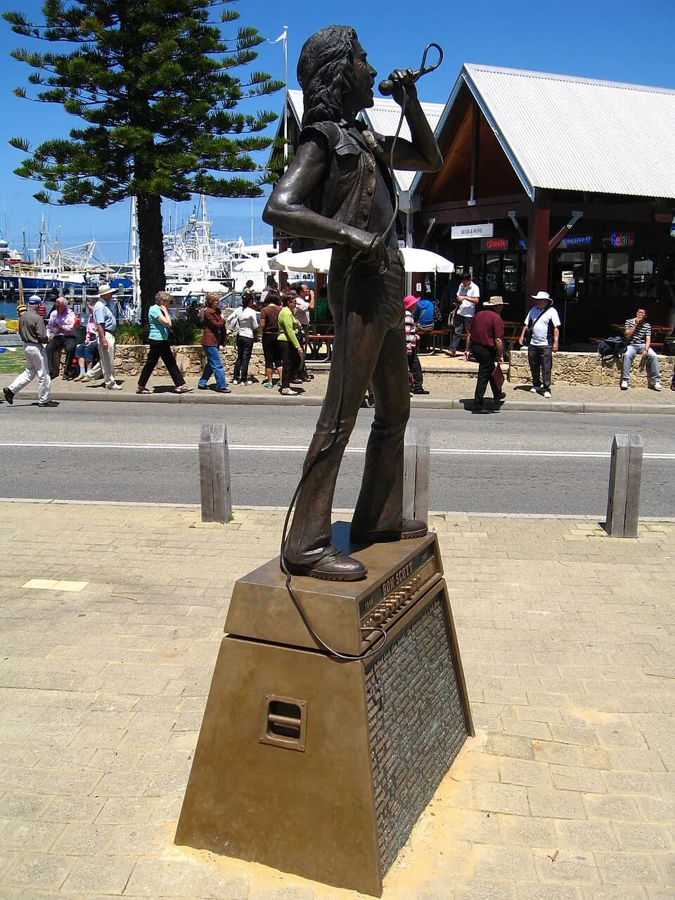Bon Scott - Statue of Bon Scott by Greg James. Fisherman's Wharf, Fremantle, Western Australia.