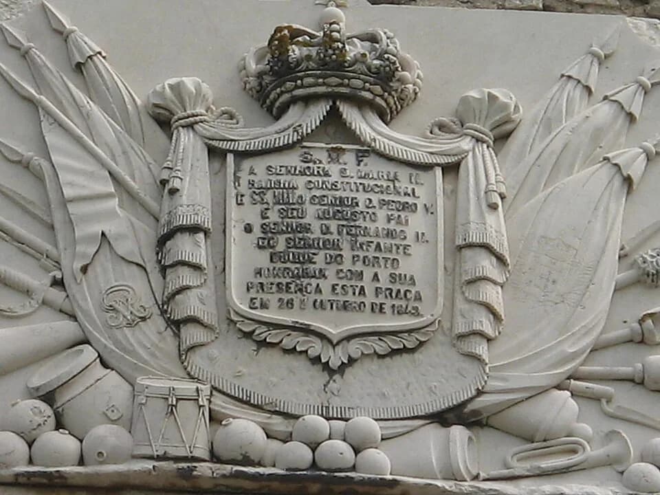 Maria II of Portugal - Brazão Comemorativo do Castelo de Abrantes
