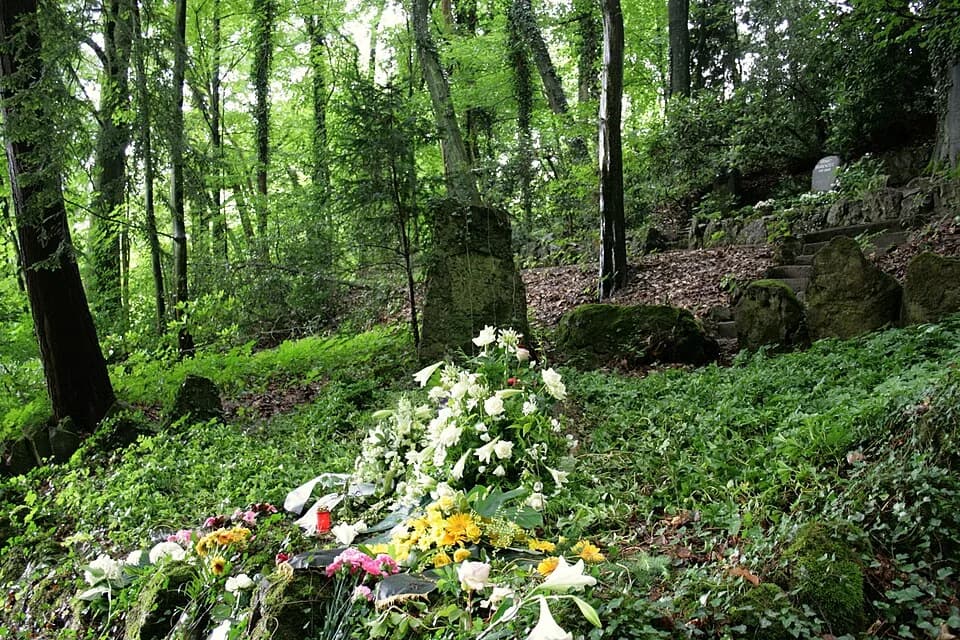 Pina Bausch - Grave of Pina Bausch in the woodland cemetery Krummacherstraße in Wuppertal