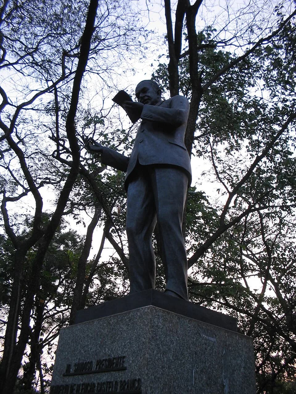 Humberto Castelo Branco - Statue of President Humberto de Alencar Castelo Branco.jpg