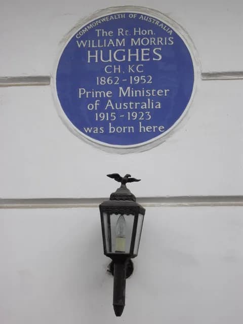 Billy Hughes - Blue Plaque (William Morris Hughes) and lamp-7 Moreton Place Prime Minister of Australia 1915-1923. http://freepages.genealogy.rootsweb.ancestry.com/~dtgriffiths/Hughes%20Davies%20Jones