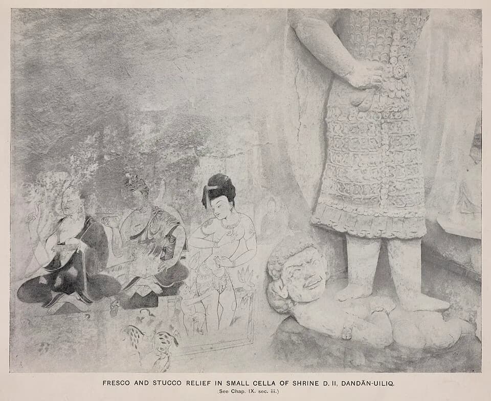 Aurel Stein - Wall painting and relief sculpture in small room of Buddhist shrine D.II., Dandan-Uiliq.