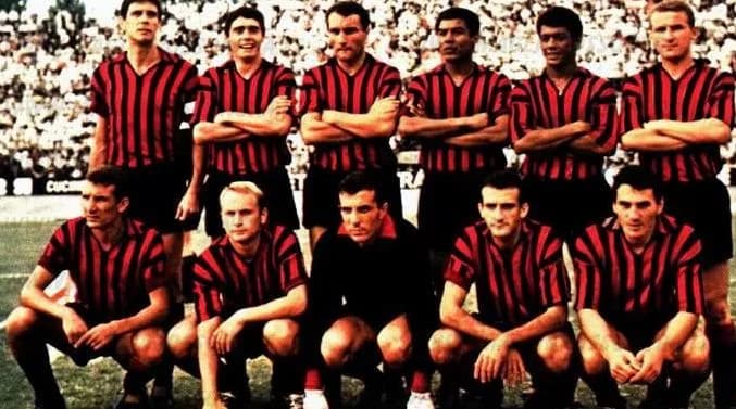 Cesare Maldini - Una formazione del Milan nella stagione 1964-65.
