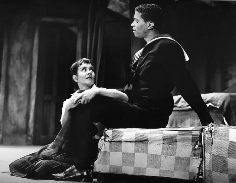 Joan Plowright - Photo of Joan Plowright as Jo and Billy Dee Williams as her sailor boy friend from the 1960 Broadway production of A Taste of Honey.