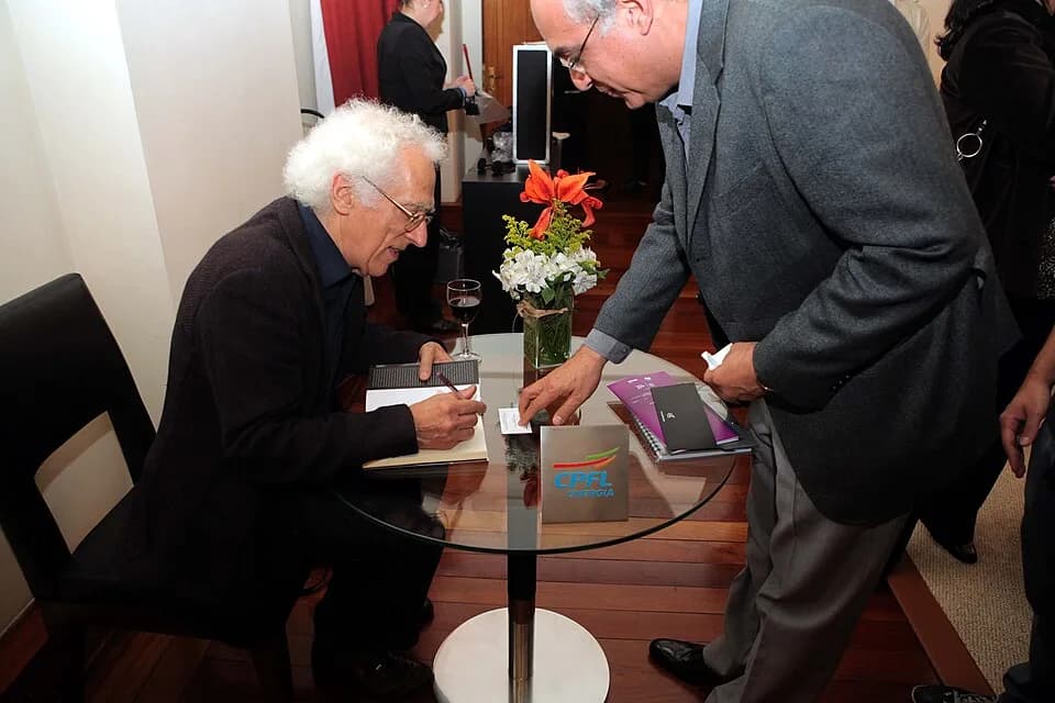 Tzvetan Todorov - Tzvetan Todorov no Fronteiras do Pensamento São Paulo 2012