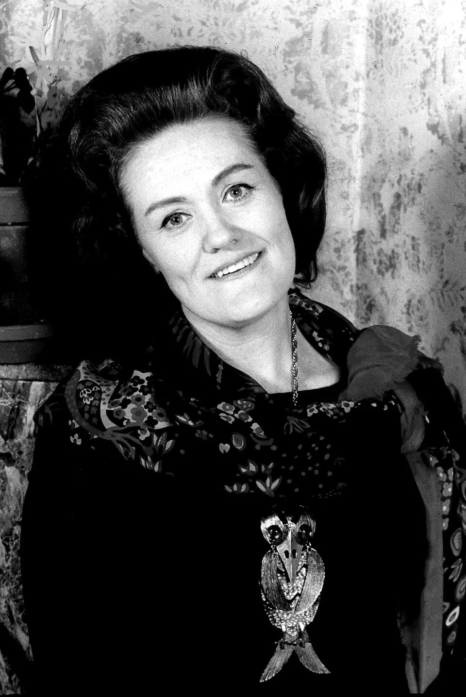 Joan Sutherland - Portrait of Dame Joan Sutherland