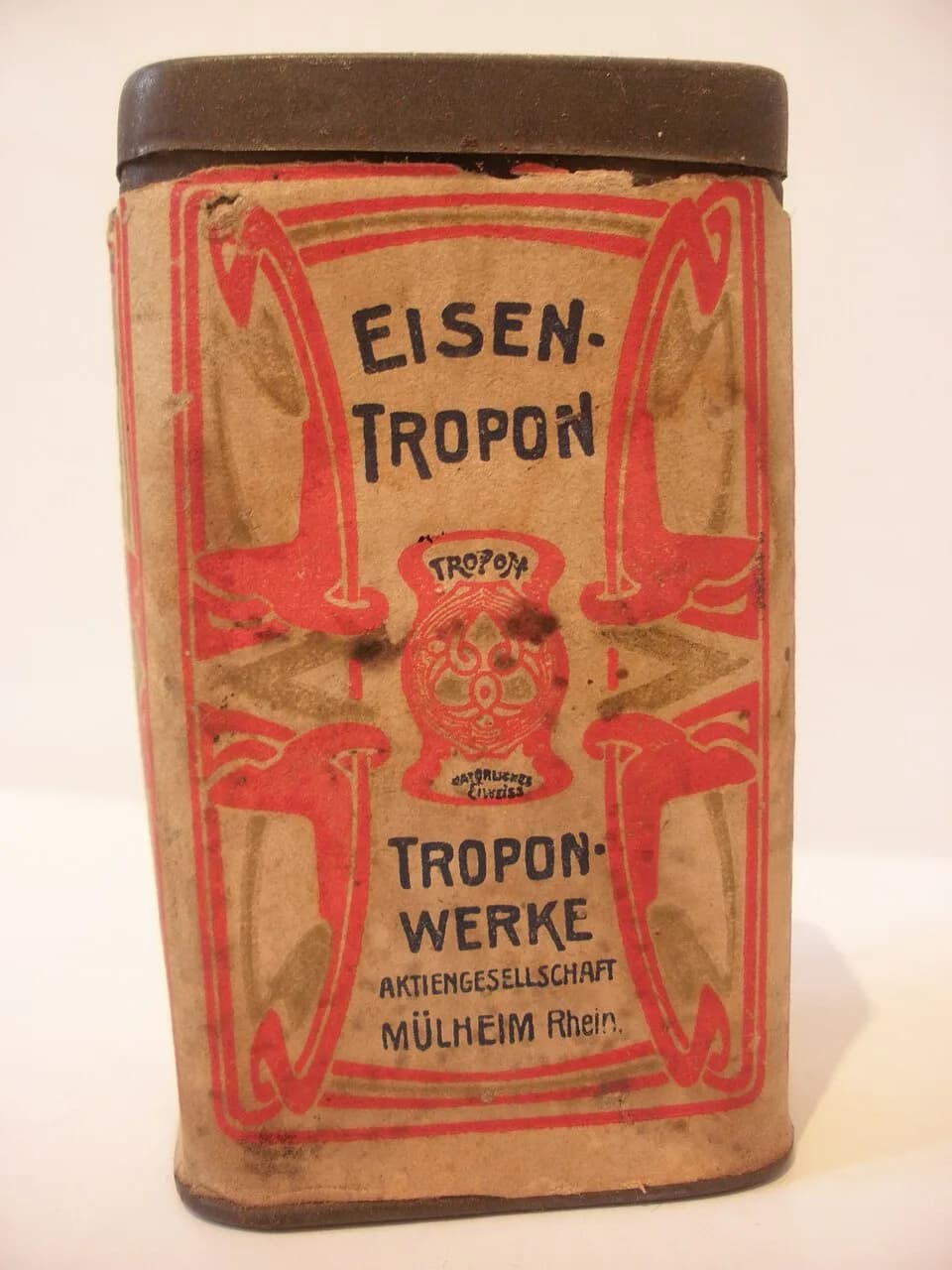 Henry van de Velde - Blik van het merk Eisen-Tropon (ca. 1898) dat ontworpen is door Henry Van de Velde.
