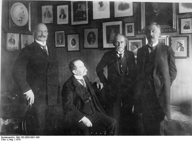 Constantin Fehrenbach - For documentary purposes the German Federal Archive often retained the original image captions, which may be erroneous, biased, obsolete or politically extreme. ADN-ZB/ Archiv