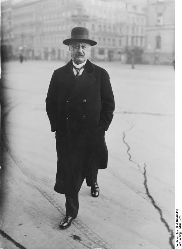 Constantin Fehrenbach - For documentary purposes the German Federal Archive often retained the original image captions, which may be erroneous, biased, obsolete or politically extreme. Der frühere Rei