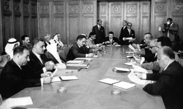 Abdul Salam Arif - Arab heads of state in a meeting during the 1964 Arab League Summit in Cairo. Seated at the table counterclockwise: President Abdul Salam Arif of Iraq, President Gamal Abdel Nasser