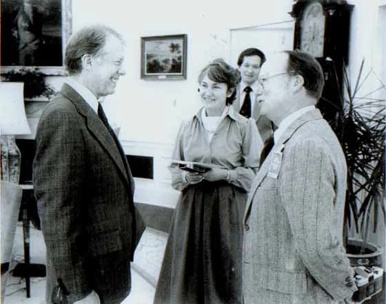Jimmy Carter - Artist Robert Templeton and his wife Leonore meeting President Jimmy Carter