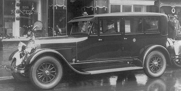 Calvin Coolidge - Lincoln en:Limousine used by U.S. President Calvin Coolidge, 1920s, from loc.gov