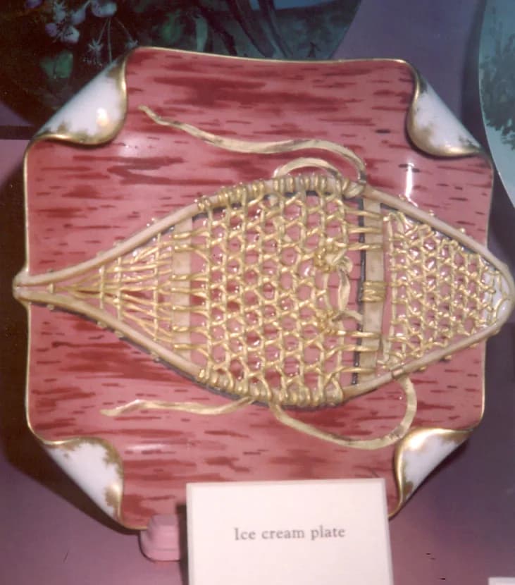 Rutherford B. Hayes - Photograph of ice cream plate in the Smithsonian depicting a snowshoe, part of the china used by Rutherford B. Hayes during his presidency. Uploader is creator of the photograph