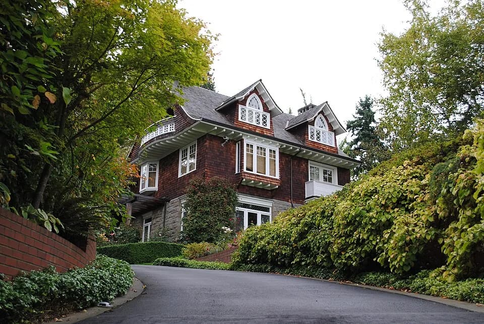Kurt Cobain - 171 Lake Washington Boulevard East, Seattle, WA