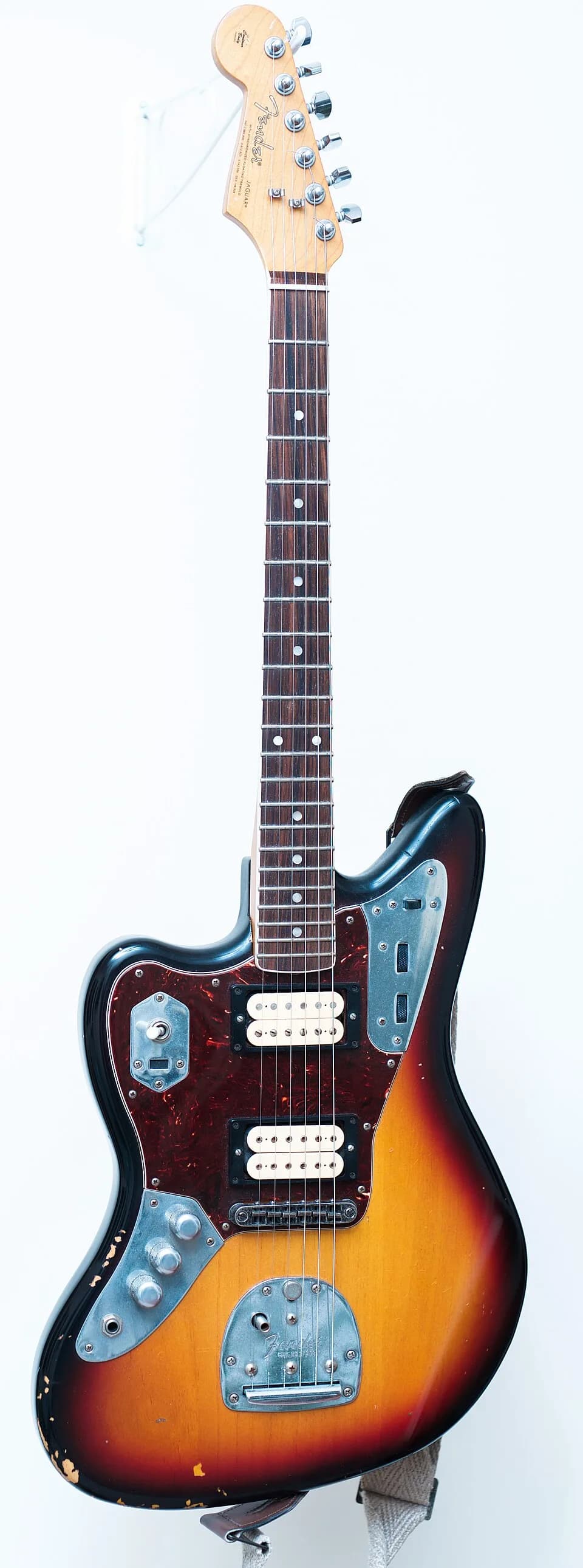 Kurt Cobain - Kurt Cobain's model of Fender Jaguar.