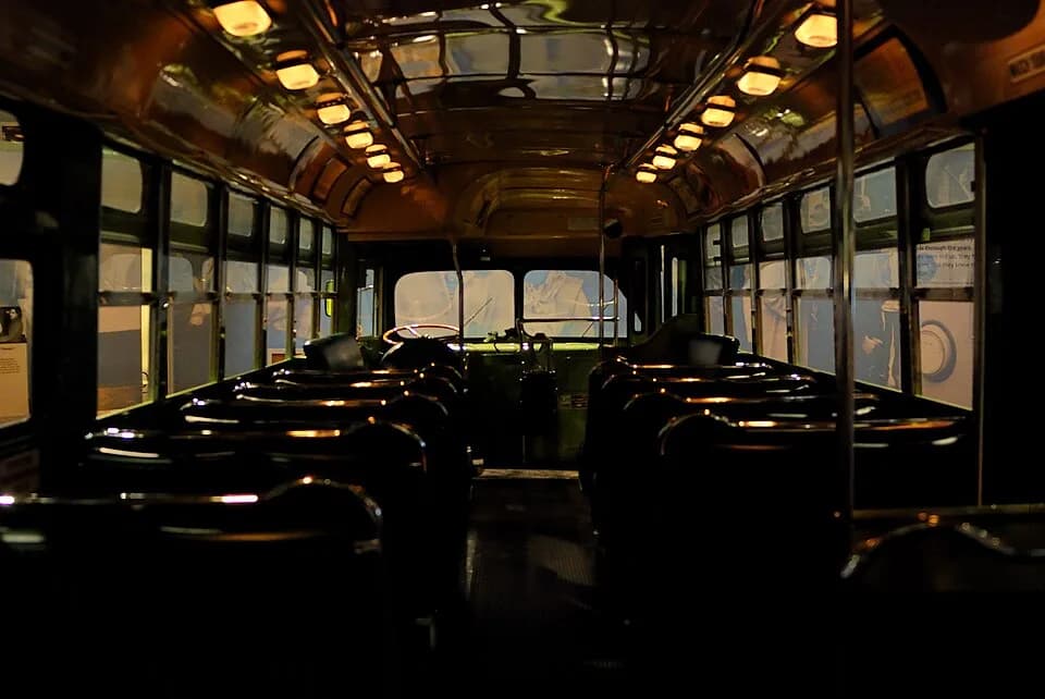 Rosa Parks - Interior The No. 2857 bus which Rosa Parks was riding on before she was arrested (a GM transit bus, serial number 1132).She was sitting in the 2nd row from the front, all the way to the r