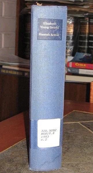Hannah Arendt - spine of an edition of «Hannah Arendt» by E. Young-Bruehl
originally uploaded by me at English Wikipedia