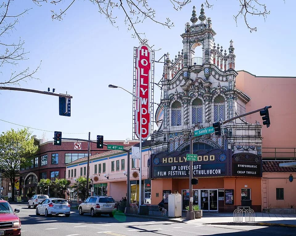 H. P. Lovecraft - The H.P. Lovecraft Film Festival and CthulhuCon at the Hollywood Theater in Portland, Oregon