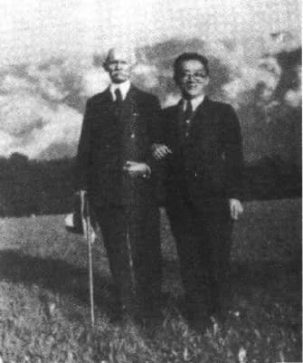 John Dewey - Hu Shih and his teacher John Dewey