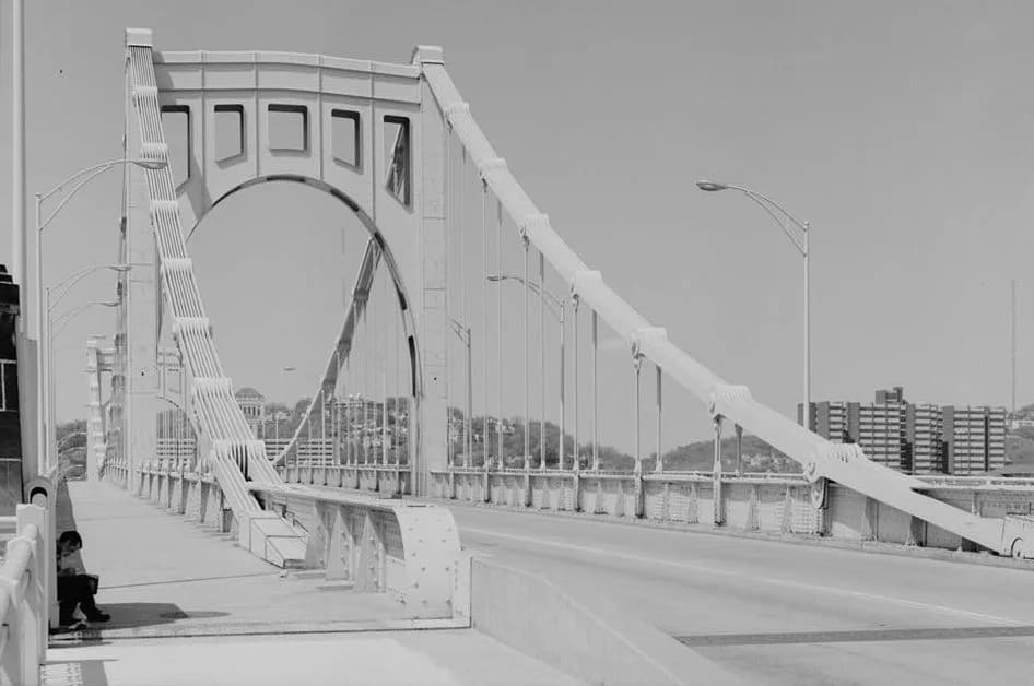 Rachel Carson - Pittsburgh Ninth Street Bridge. Jet Lowe, photographer, summer 1999.
The Ninth Street Bridge, since renamed the Rachel Carson Bridge, spans the Allegheny River in Downtown Pittsburgh,
